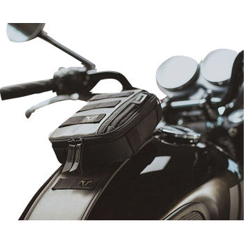 SW-MOTECH Legend Gear Tank Strap System - with LA1 Accessory Bag - BMW '14-'23 BC.TRS.07.512.50100