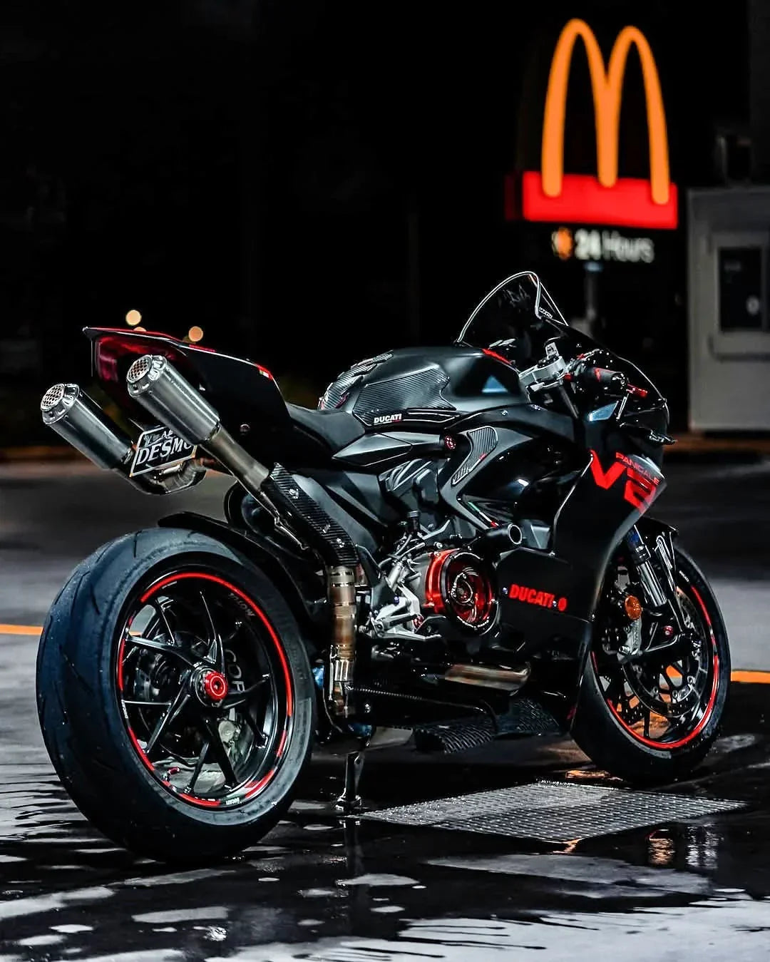 Vandemon Ducati Panigale/ Streetfighter V2 High Mount Titanium Slip-On Mufflers DUCV2TIMESMUFHMA VA-126