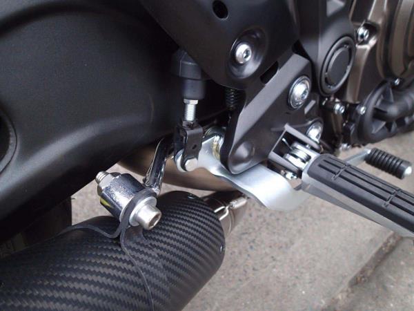 Vandemon  Yamaha MT07 FZ07 XSR700 Titanium Exhaust System Carbon Muffler 2014-2024 YAMAMT07EXHTICFC VA-80