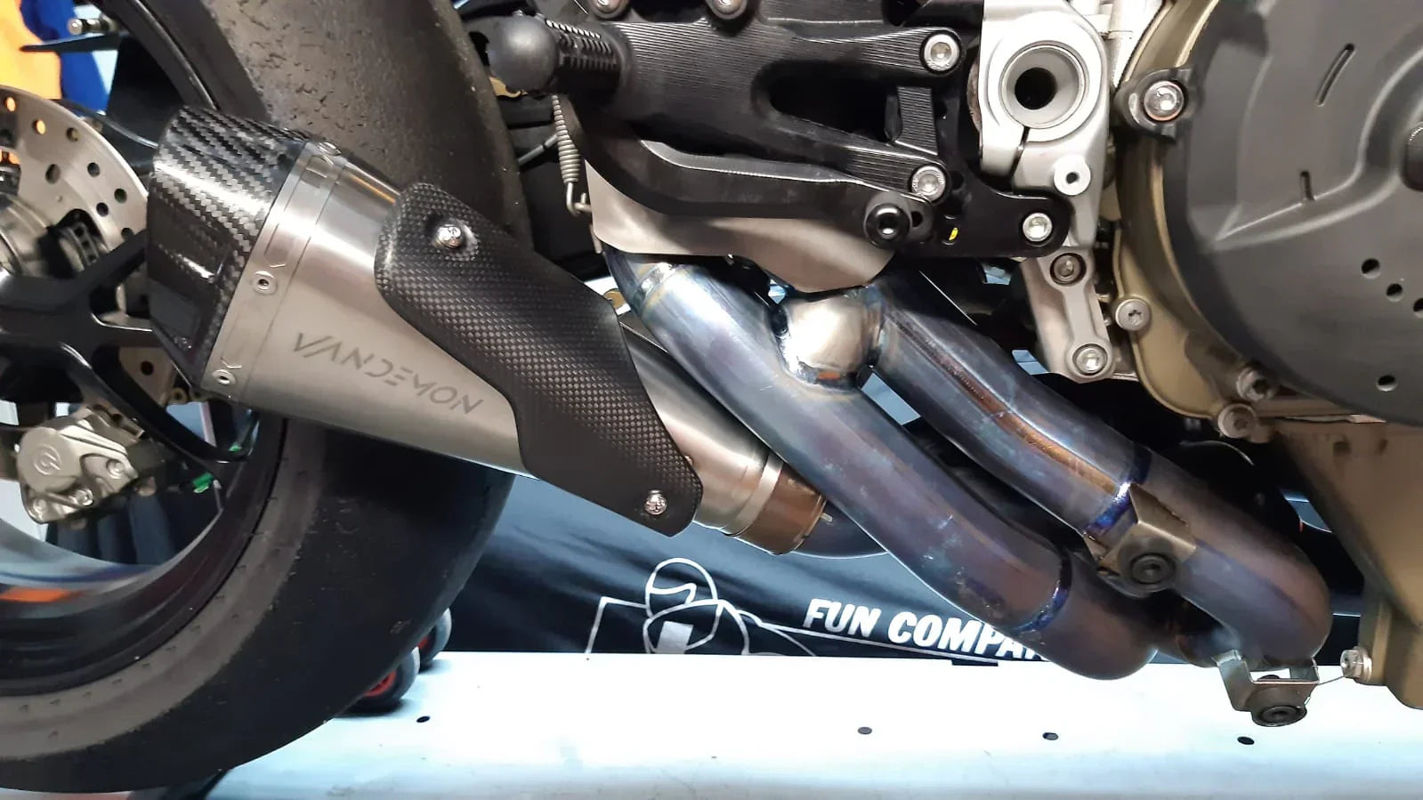 Vandemon  Ducati Panigale V4S & V4R Full Titanium Exhaust Kit 2018-20 DUCV4TIEXHSYSNA VA-37