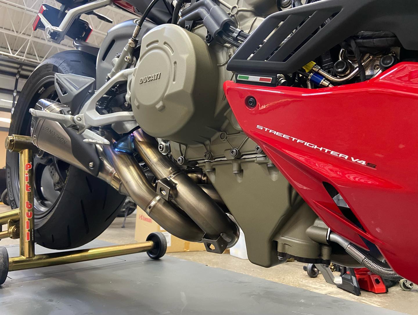 Vandemon  Ducati V4 Panigale & Streetfighter Full Titanium Exhaust system 2020-2022 DUCV4TIEXHSYSNB VA-45