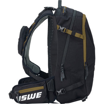 USWE Core Off-Road Daypack - 16L - Black/Bronze 216082050