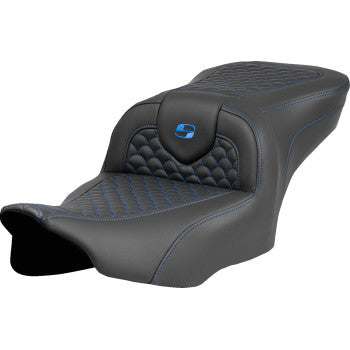 SADDLEMEN Roadsofa™ Seat - Dragon Scale Stitch - Blue Stitch - w/o Backrest - FLTR/FLHX '23-'24 823-07-20801