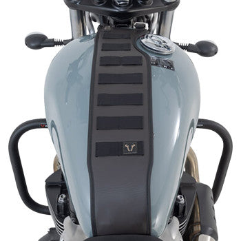 SW-MOTECH Legend Gear Tank Strap System - with LA1 Accessory Bag - Triumph '16-'24 BC.TRS.11.667.50100