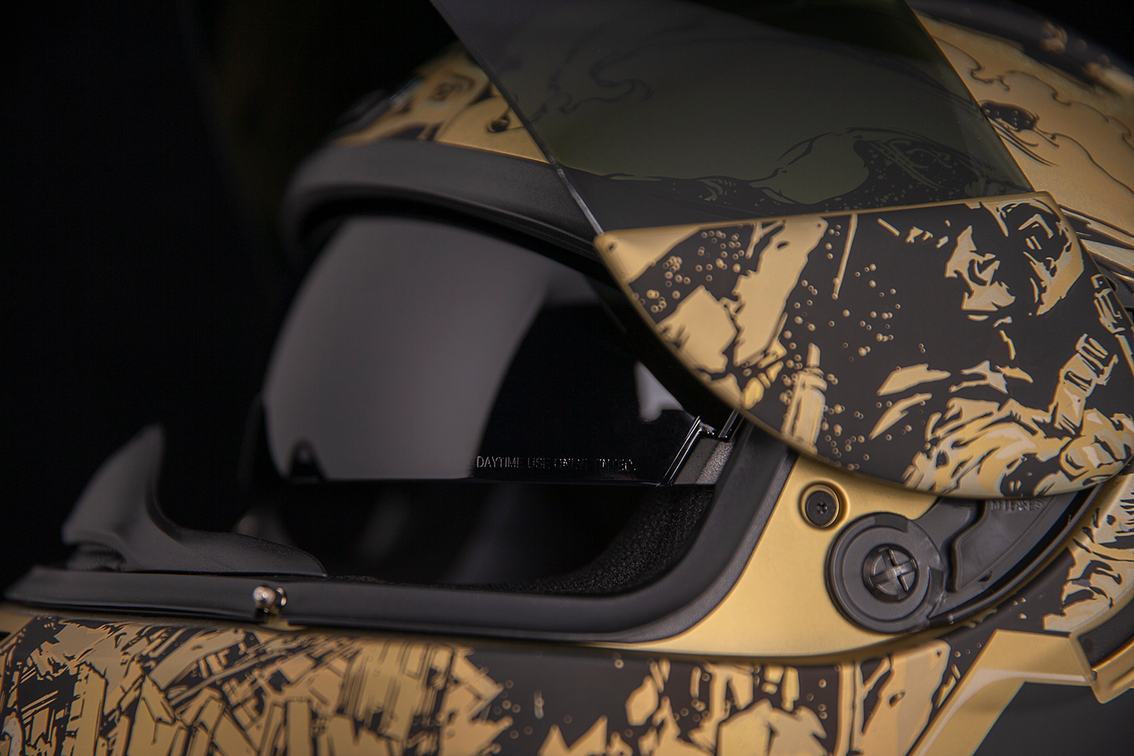 ICON Airform™ Helmet - Guardian - Gold - XL 0101-13695