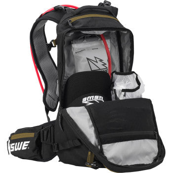 USWE Core Off-Road Daypack - 25L - Black/Bronze 225082050