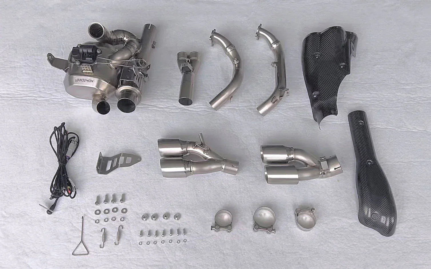 Vandemon  Ducati Diavel V4 Stealth Bimodal Quattro Titanium Exhaust System 2023-2024  DUCDVLV4TIEXHWV VA-32
