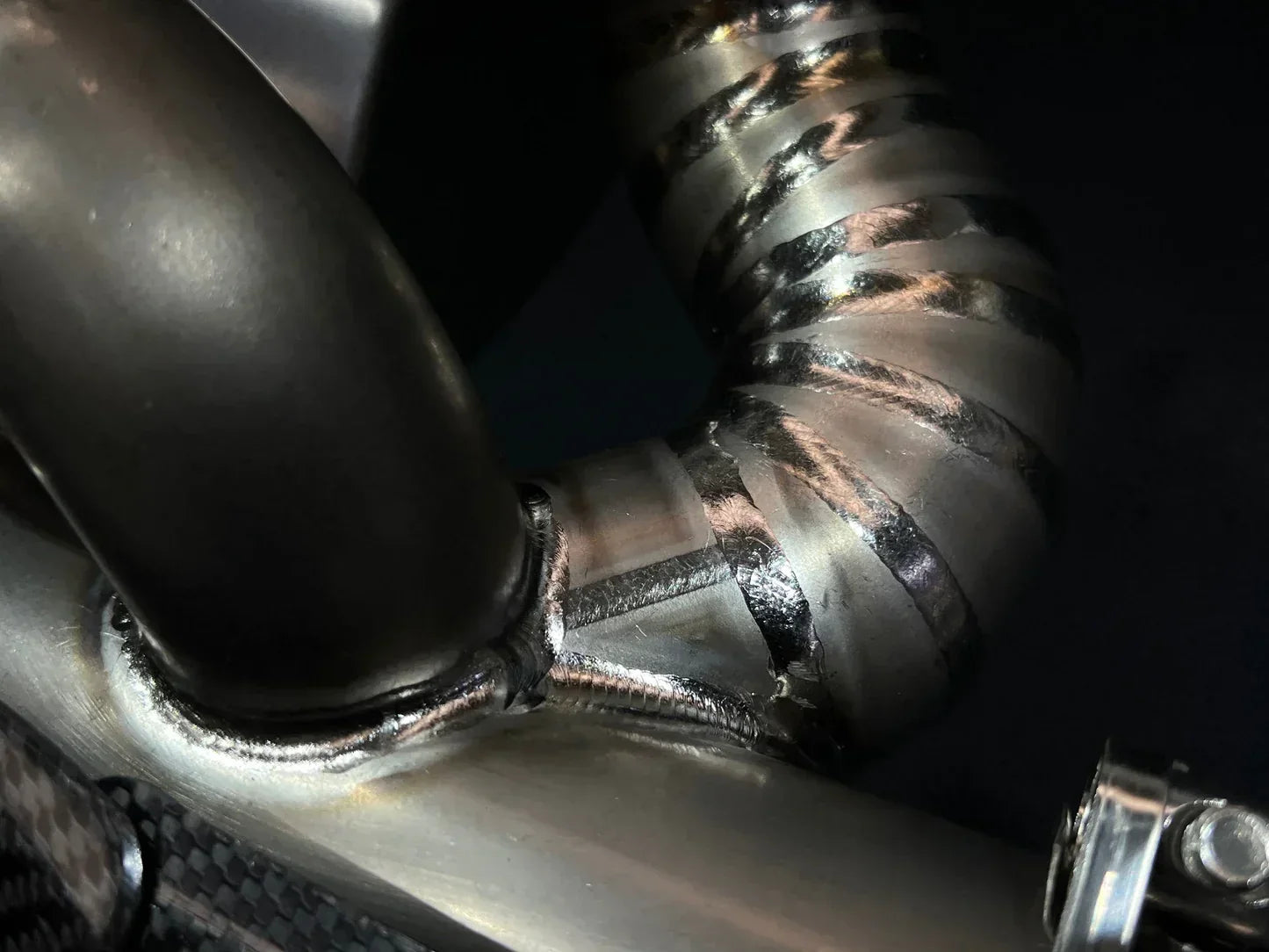 Vandemon  Ducati Diavel V4 Stealth Bimodal Quattro Titanium Exhaust System 2023-2026  DUCDVLV4TIEXHWV VA-32