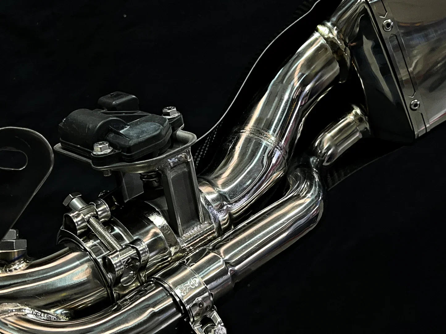 Vandemon  Bimodal Stealth Titanium Exhaust System H2 SE SX   2018-2025 KAWAH2SESXTIEXSYWVB VA-21