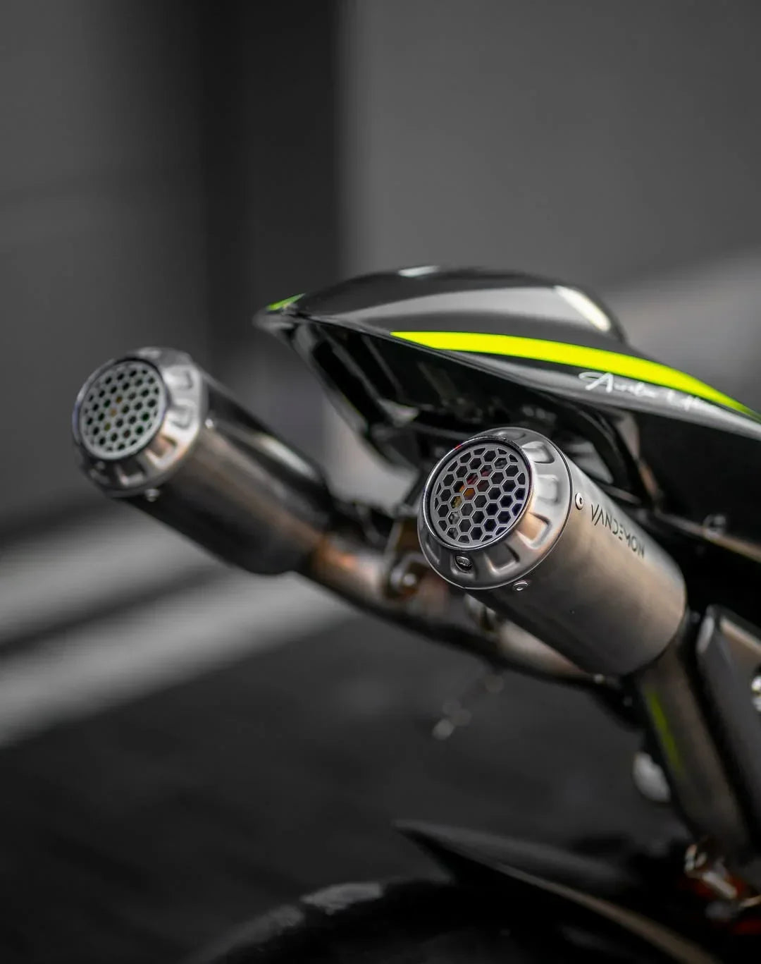 Vandemon Ducati Panigale V4 and V4S 2025-2026 High Mount Race Exhaust System   DUCV4PANHMEXHMESB VA-90