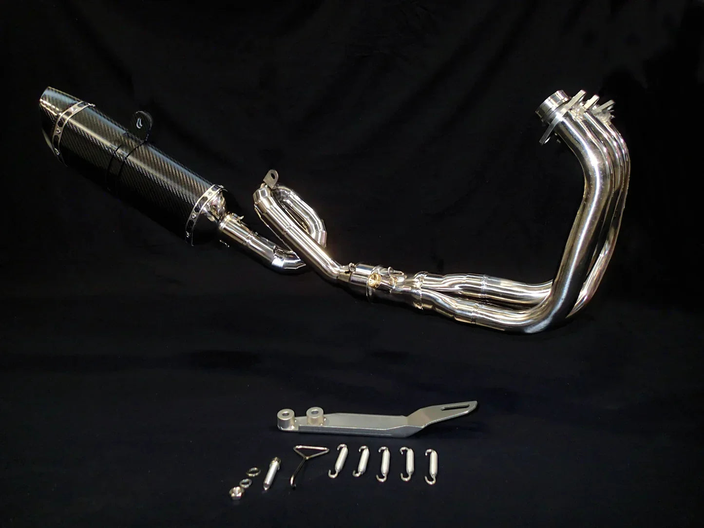 Vandemon  Yamaha MT09 FZ09 XSR900 2014-2020 Vandemon Titanium Doughnut Exhaust & Carbon Fibre Muffler 2016-20 YAMAMT09EXTI180A VA-78