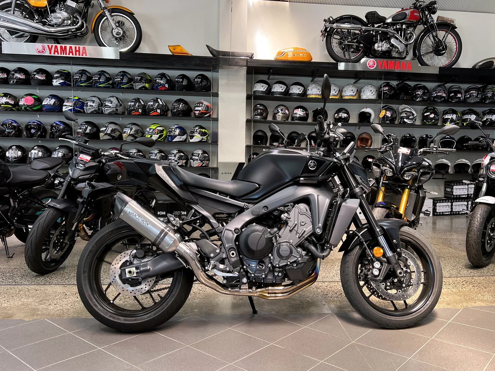 Vandemon  Yamaha GEN4 XSR900 and XSR900GP Titanium Exhaust System 2024-25 YAMAXSR9SMTIEXHA VA-77