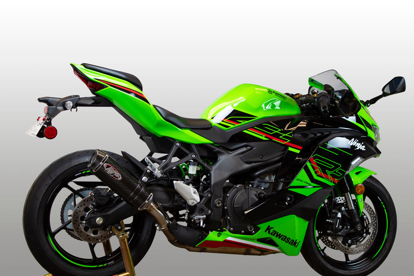 M4 slip-on with X96 carbon fiber canister and carbon fiber heat guard 2023- 2025 Kawasaki ZX-4RR  KA4414