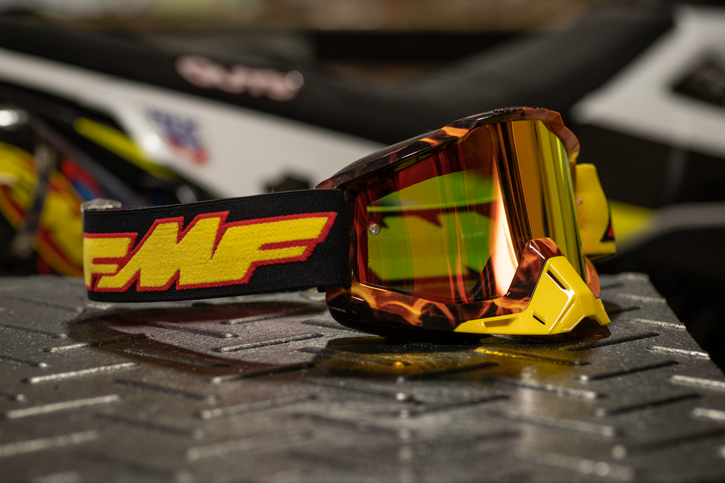 FMF Youth PowerBomb Goggles - Spark - Clear F-50047-00004 2601-2996