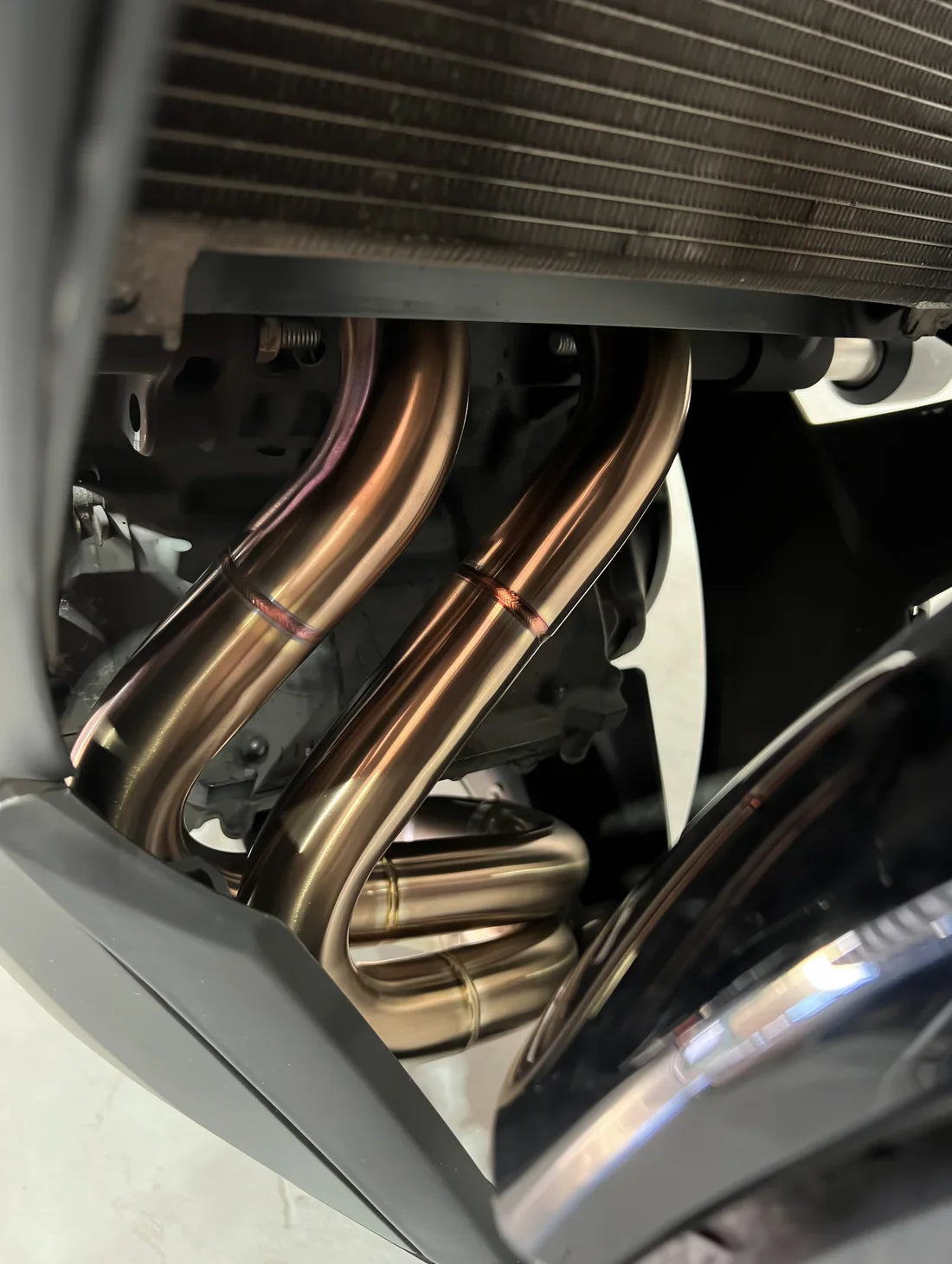 VANDEMON Kawasaki Z650 & Ninja 650 Vandemon Stainless Steel Exhaust System KAWANJA650SSBREXA VA-134