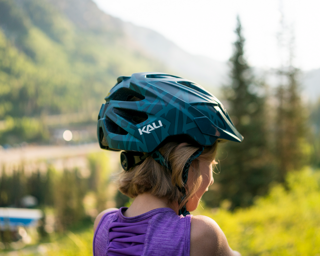 KALI Youth Chakra Plus Helmet - Pyramid - Matte Black 221421112