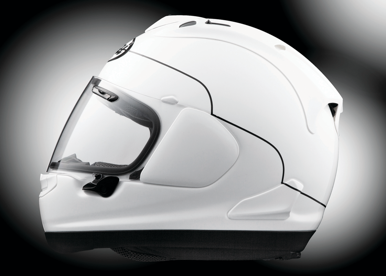 ARAI Quantum-X Helmet - White - Large 0101-15703