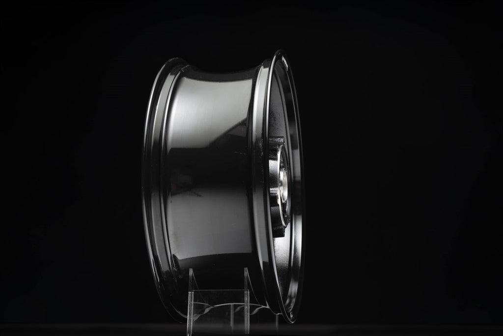 VooDoo Sniper Rear Wheel 17 inch x 6.65 inch Hayabusa GSX1300R | 2008-2023 VWBUSAK8SCB01RB